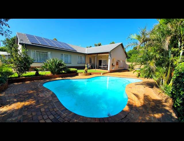 4 BEDROOM HOUSE FOR SALE IN MAGALIESKRUIN